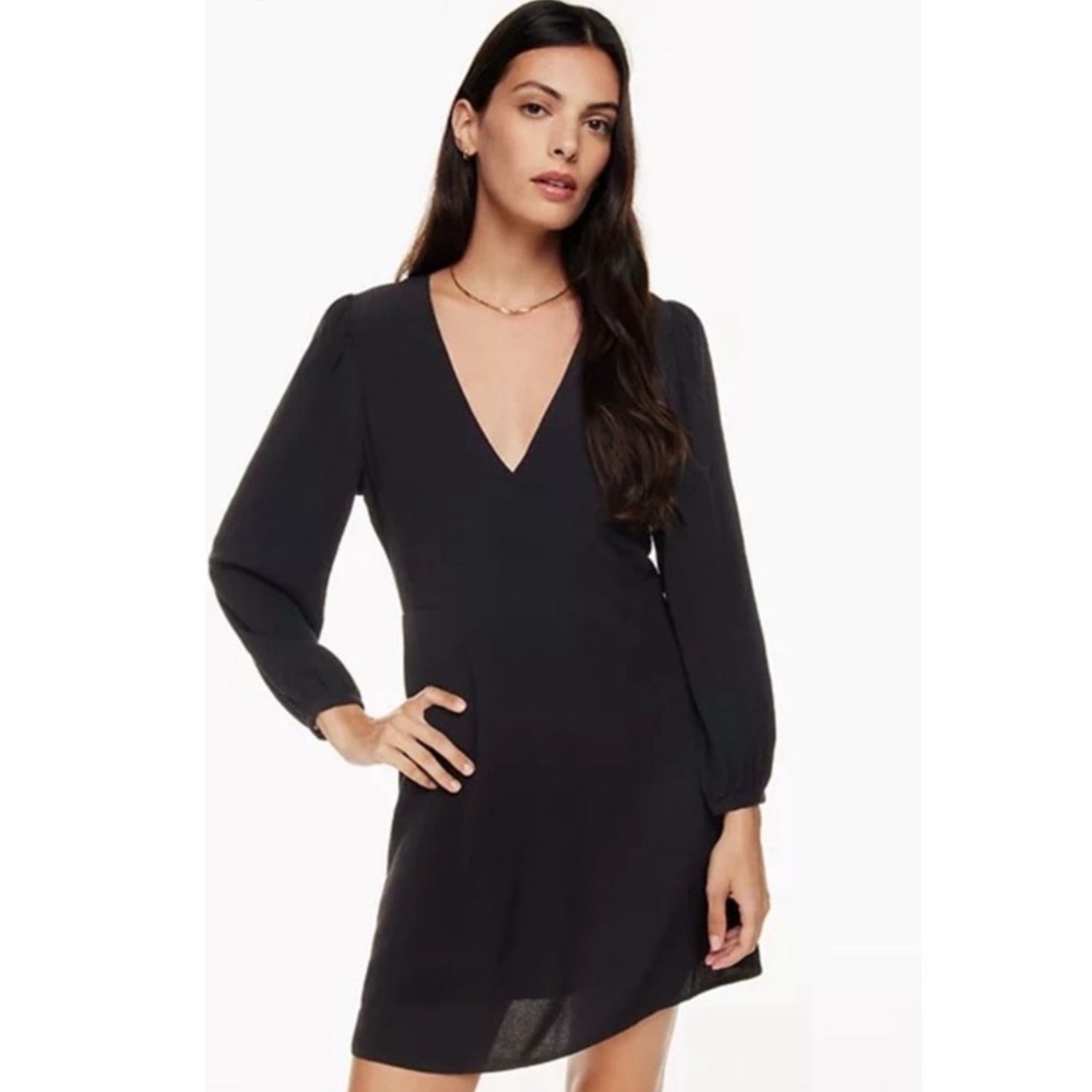 Aritzia‎ Sunday Best Black V-Neck Long Sleeve Mini Dress Size 4